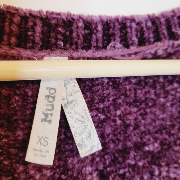 Mudd womens purple soft chenille vneck long sleeved sweater size XS - Picture 3 of 7